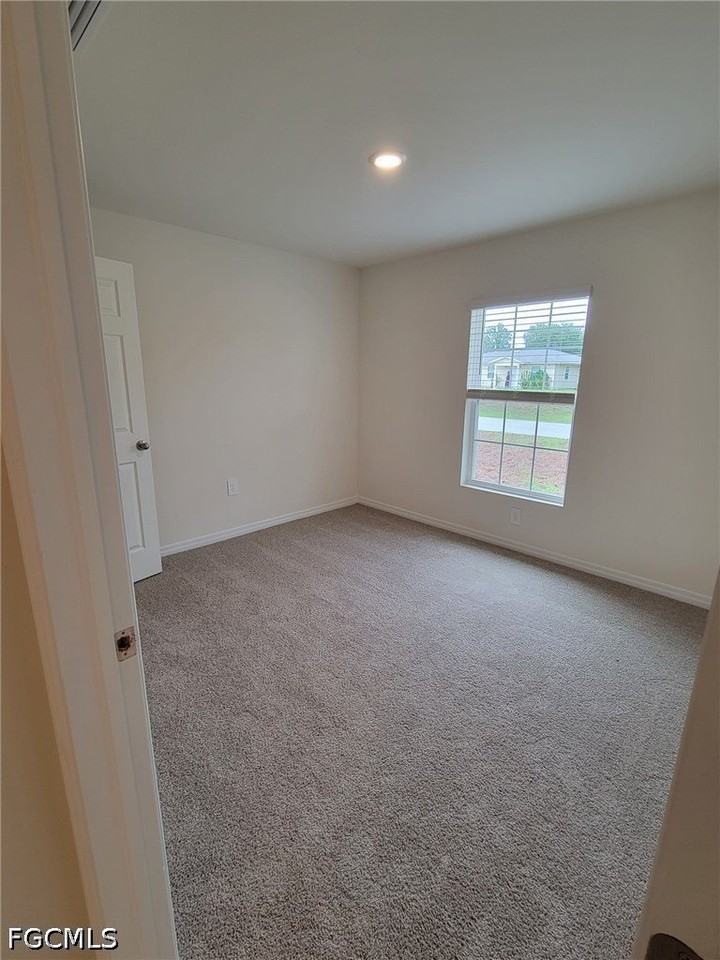 2603 65th St W - Photo 2 of 10