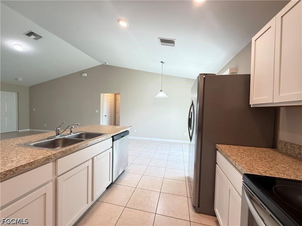 1727 Nw 15th St - Photo 5 of 18