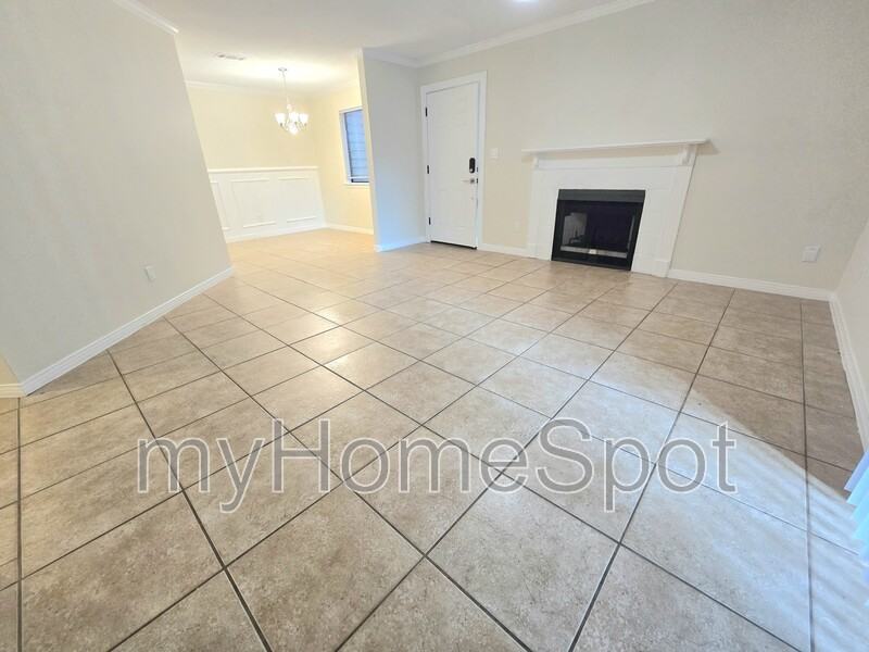 7225 W Fairfield Dr #C3 - Photo 2 of 23