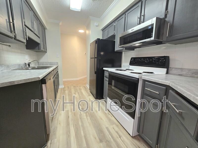 7225 W Fairfield Dr #C3 - Photo 6 of 23