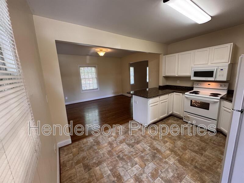 224 Harrill St - Photo 6 of 19