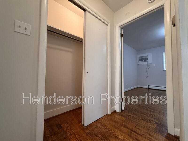 642 E Broad St #A1 - Photo 6 of 14
