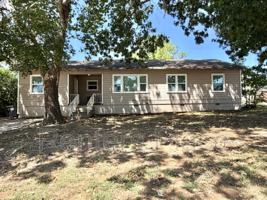 featured image of 4945 E 25th St