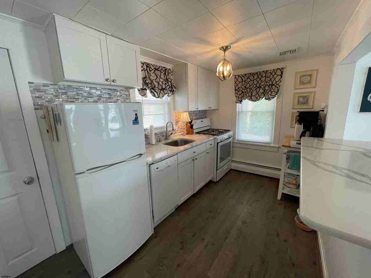 120 N Monroe Ave - Photo 6 of 22