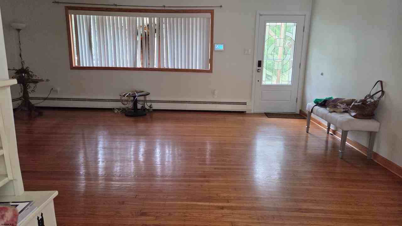 308 Steven Dr - Photo 4 of 22