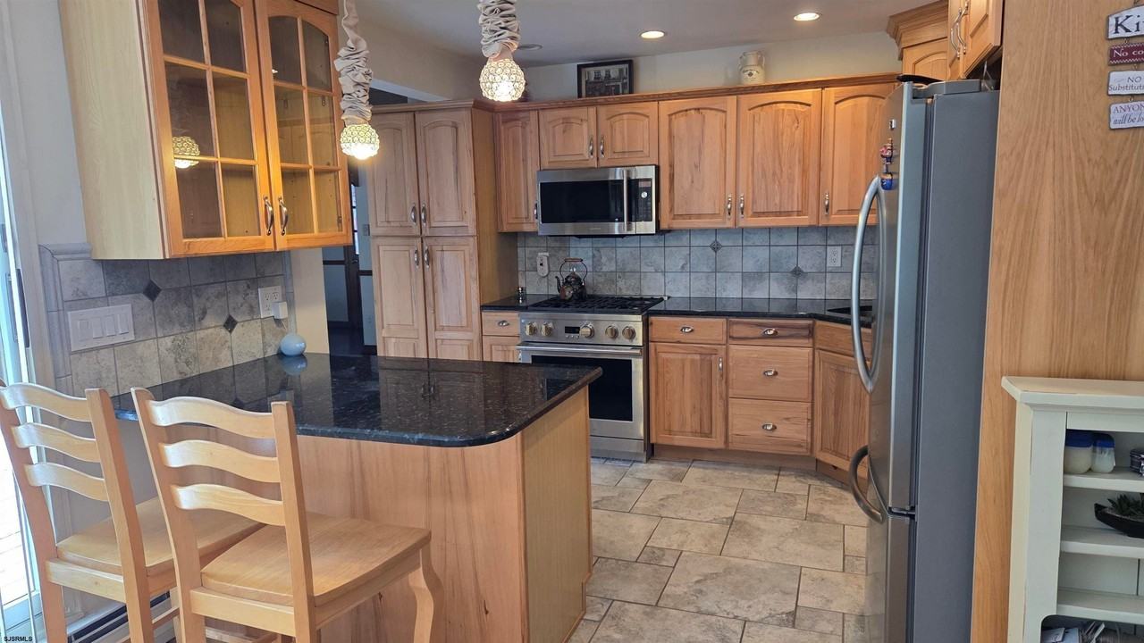308 Steven Dr - Photo 7 of 22