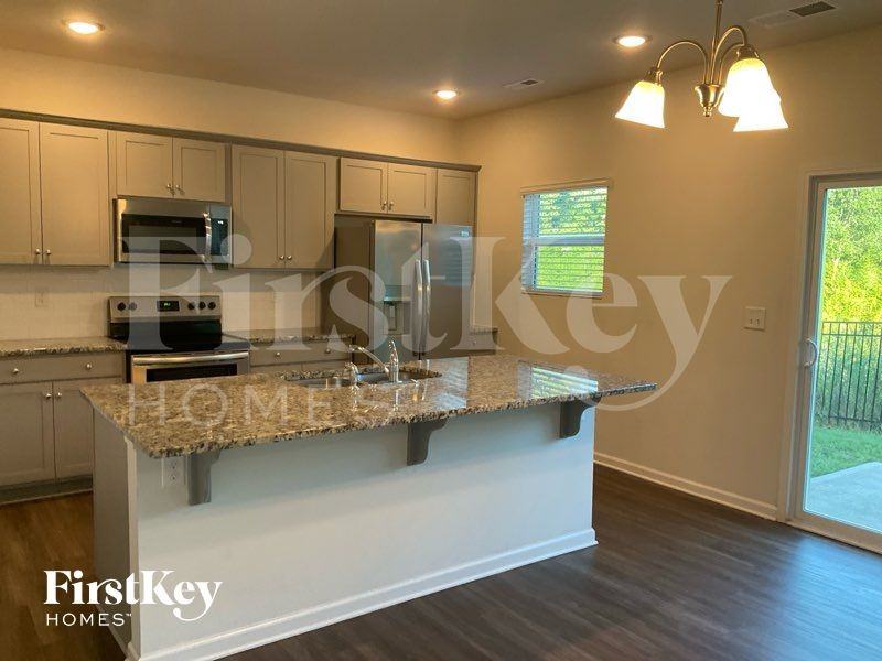 5435 Cobblestone Glen Dr - Photo 4 of 10