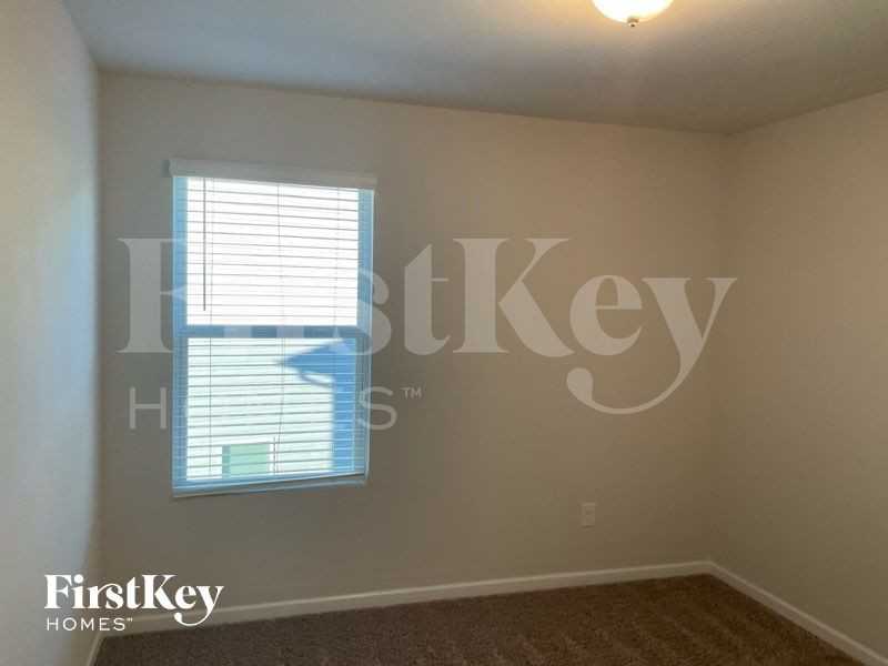 5435 Cobblestone Glen Dr - Photo 7 of 10