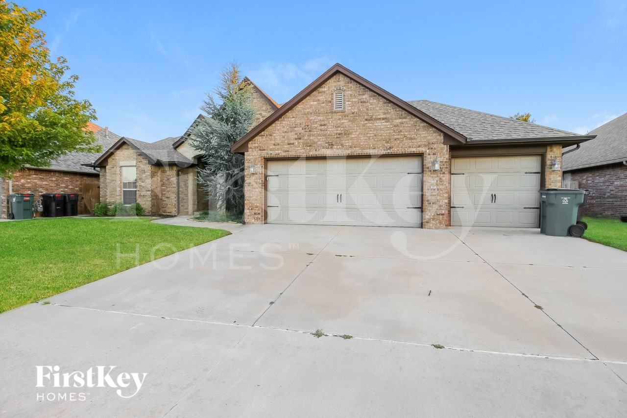 11216 Sw 38th St - Photo 2 of 15