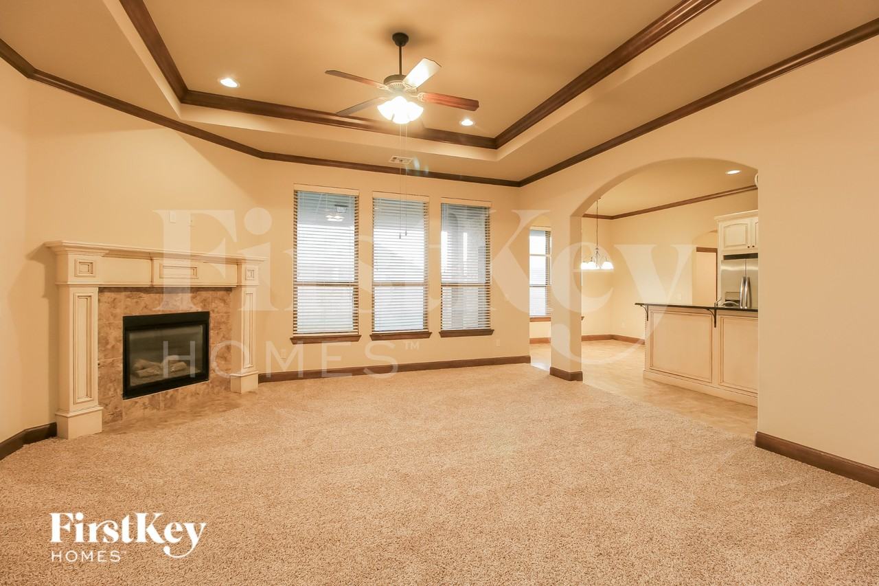 11216 Sw 38th St - Photo 4 of 15