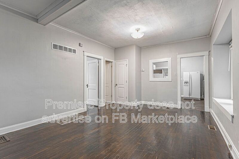 573 S Crescent Ave - Photo 5 of 15