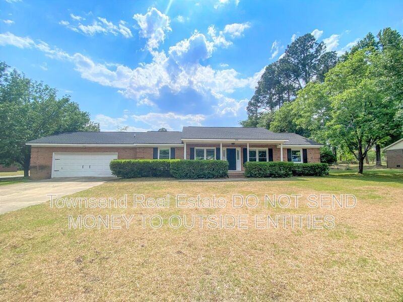 212 Haverhill Dr - Photo 2 of 22