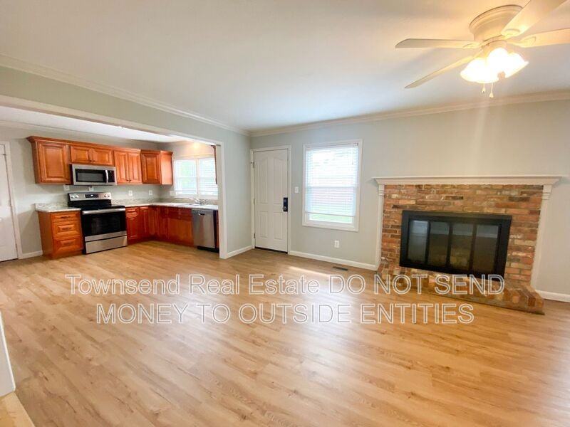 212 Haverhill Dr - Photo 7 of 22