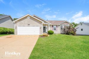 featured image of 3017 Valley Oaks Dr