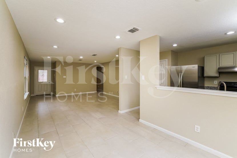 2322 Pue Rd - Photo 4 of 16
