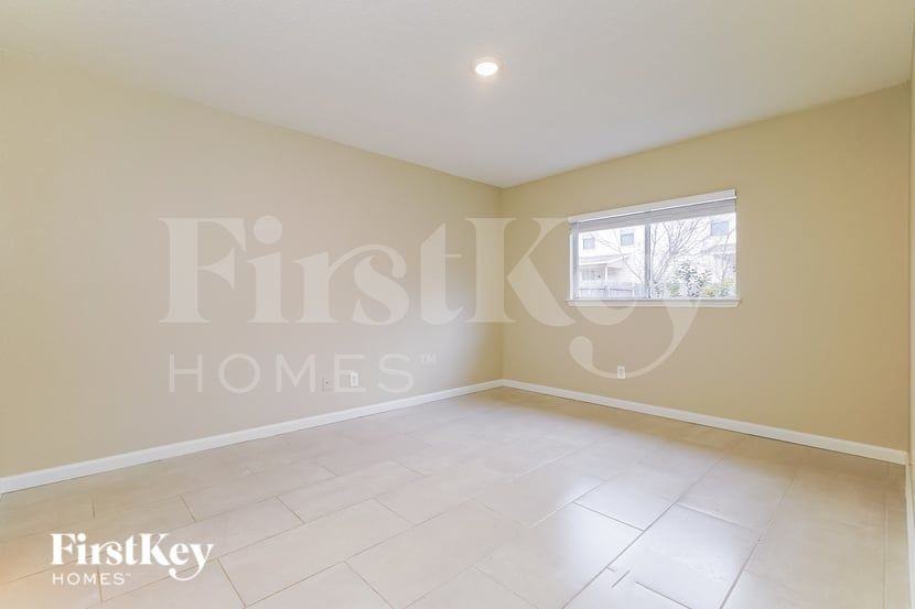 2322 Pue Rd - Photo 6 of 16