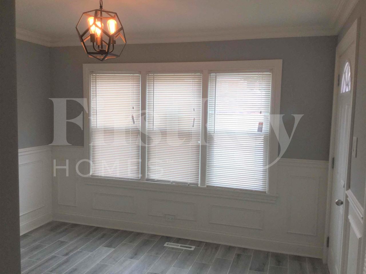 8751 S East End Ave - Photo 2 of 20