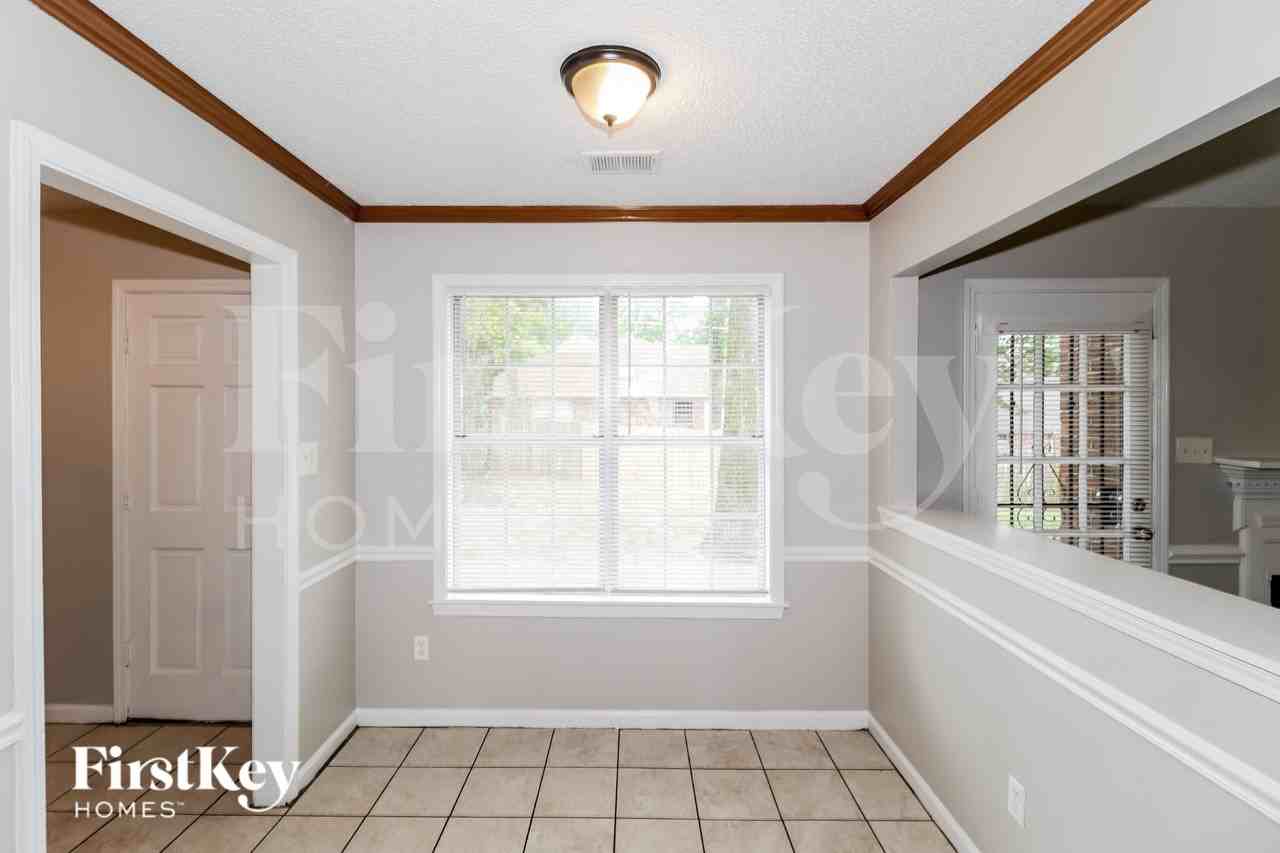 7367 Old Dominion Ct - Photo 6 of 16
