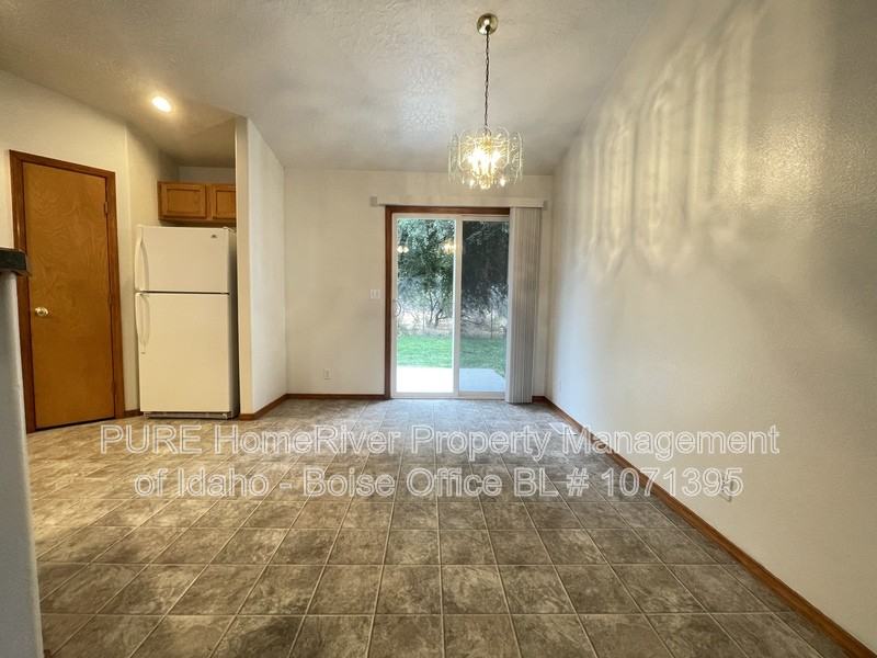 926 S Muscovy Ave - Photo 4 of 26