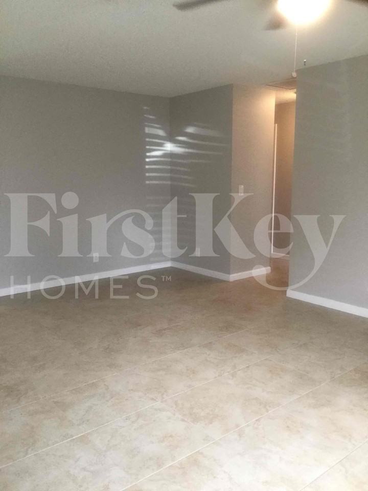 5619 Haverford Way - Photo 4 of 27