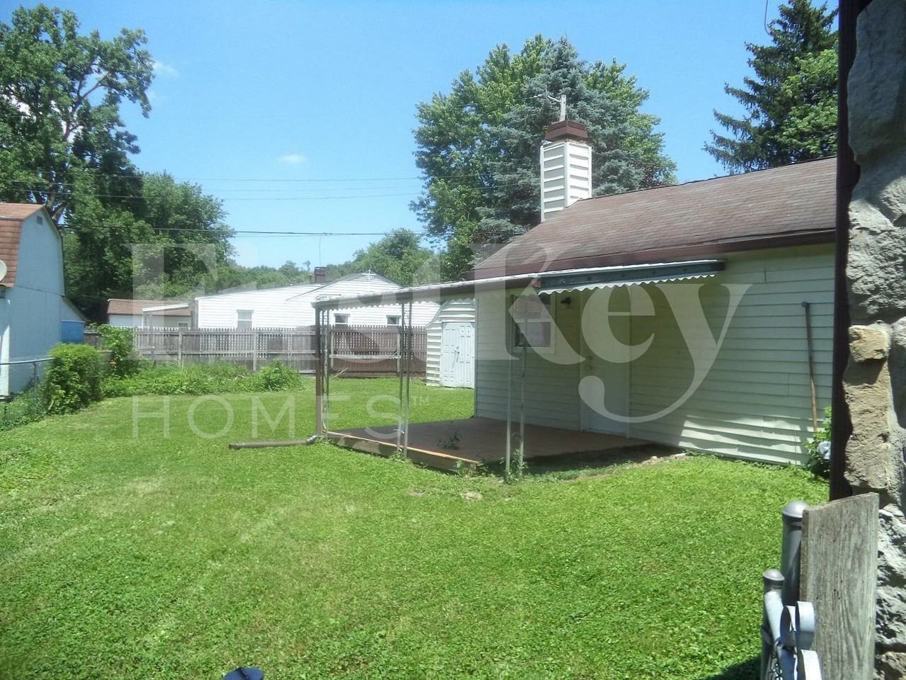 1810 Randall Rd - Photo 4 of 18