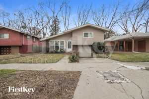featured image of 15138 Meadow Ln