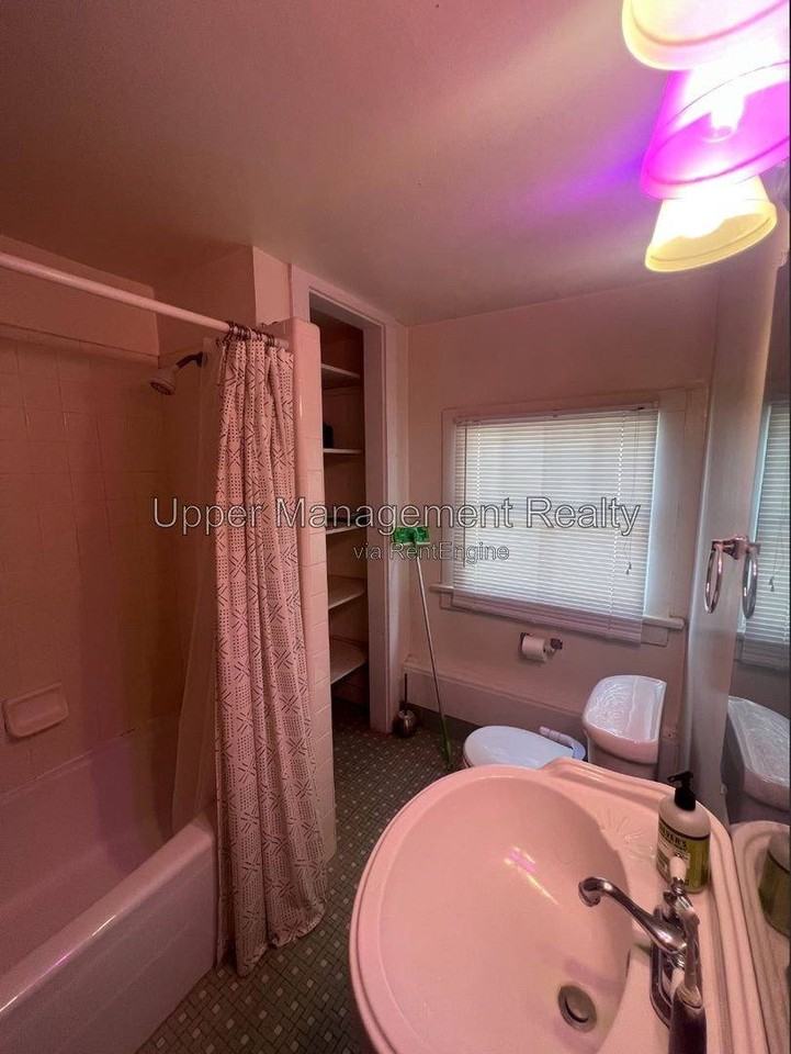 1601 Broadway St #1603 - Photo 2 of 10