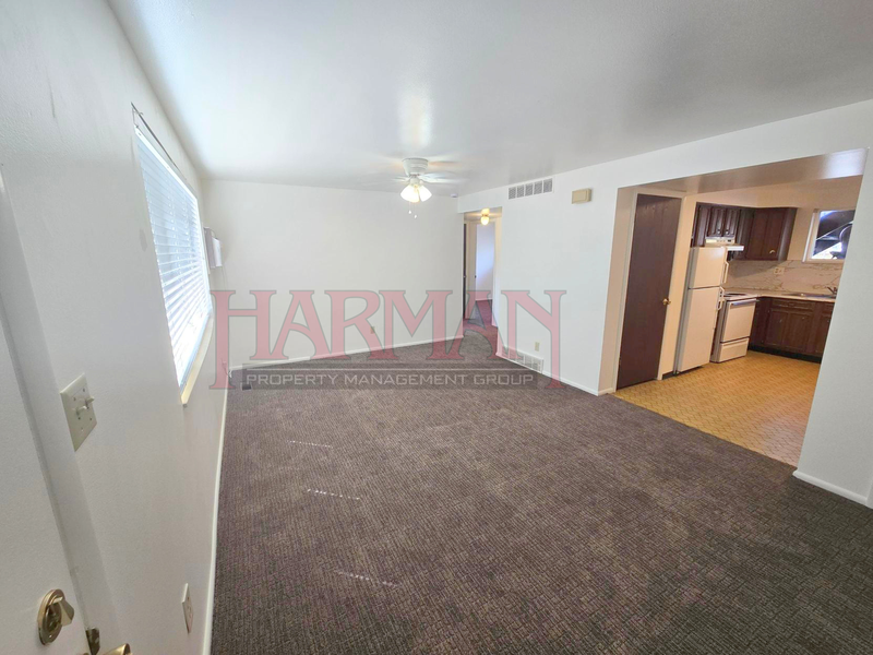 1127 E St - Photo 6 of 18