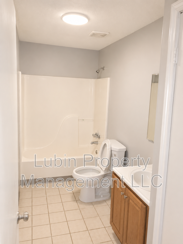 1319 Glenn St - Photo 6 of 6