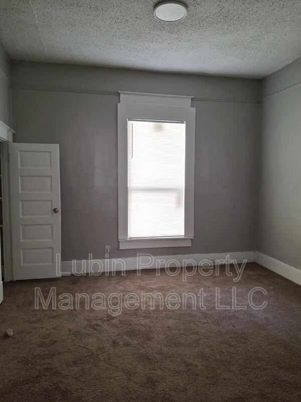 3428 Vernon Ave - Photo 3 of 6