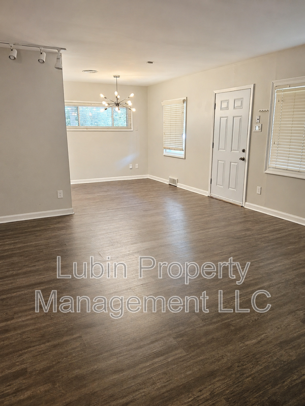 5418 Brantford Ave - Photo 2 of 8