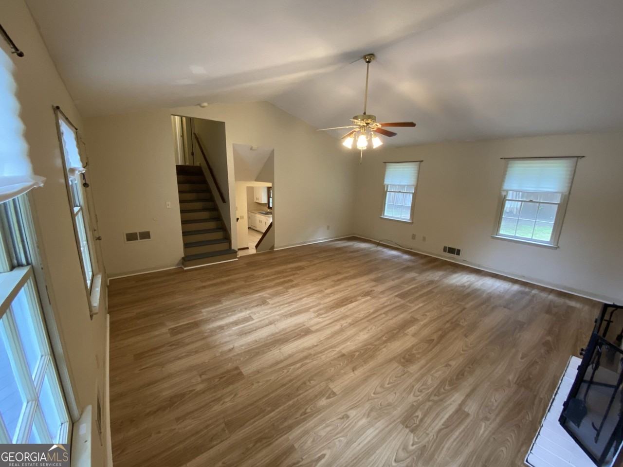 475 Radio Ct - Photo 2 of 20