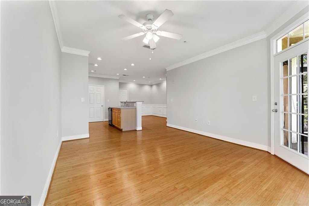 4201 Stratford Cmns - Photo 6 of 14