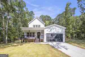 featured image of 3220 Sweetbriar Dr