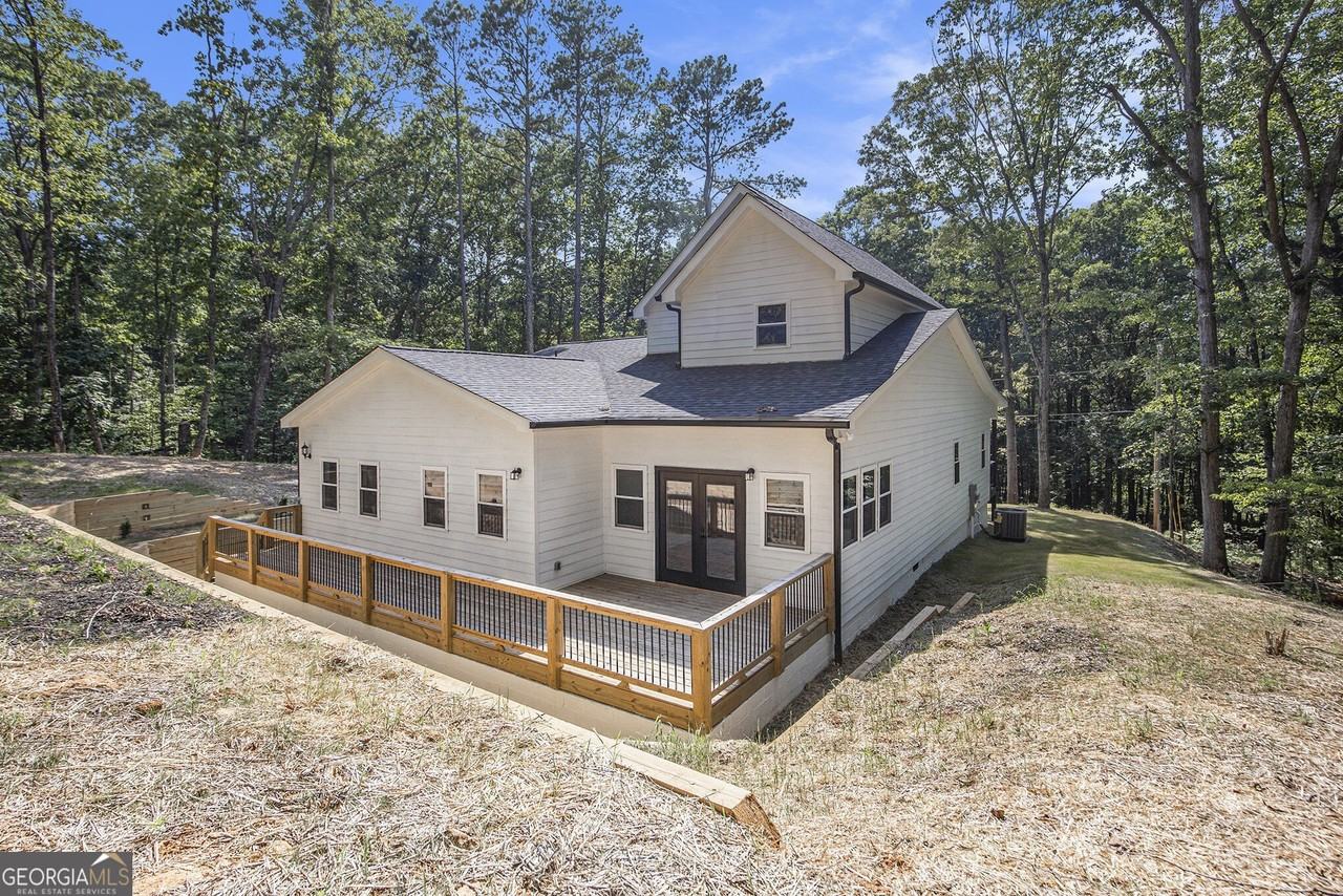 3220 Sweetbriar Dr - Photo 4 of 31