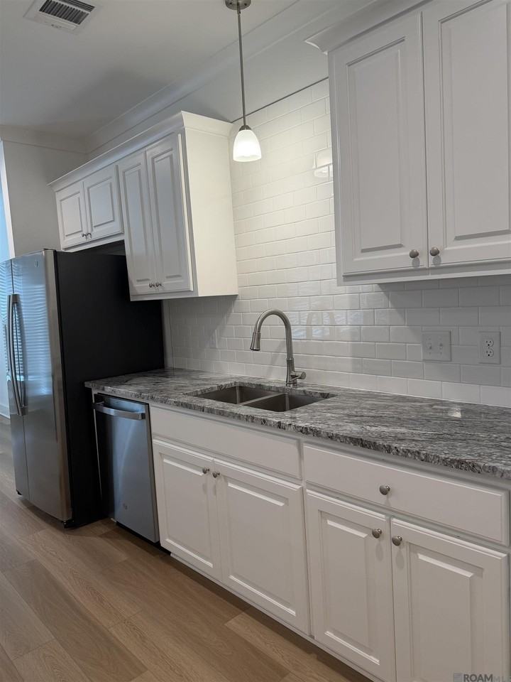 1822 Seawolf Dr - Photo 6 of 23