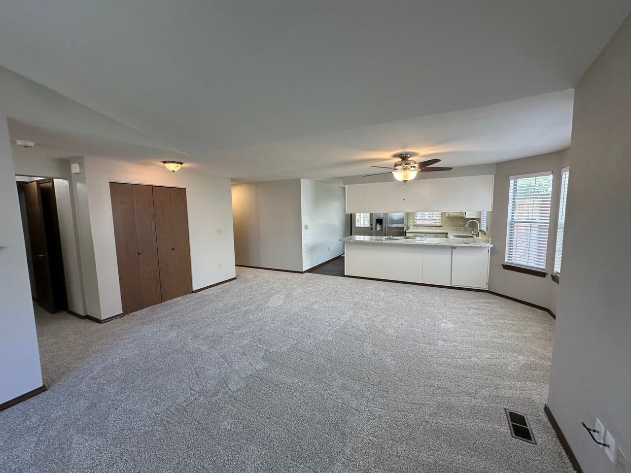 5710 N 21st St #10 - Photo 4 of 23