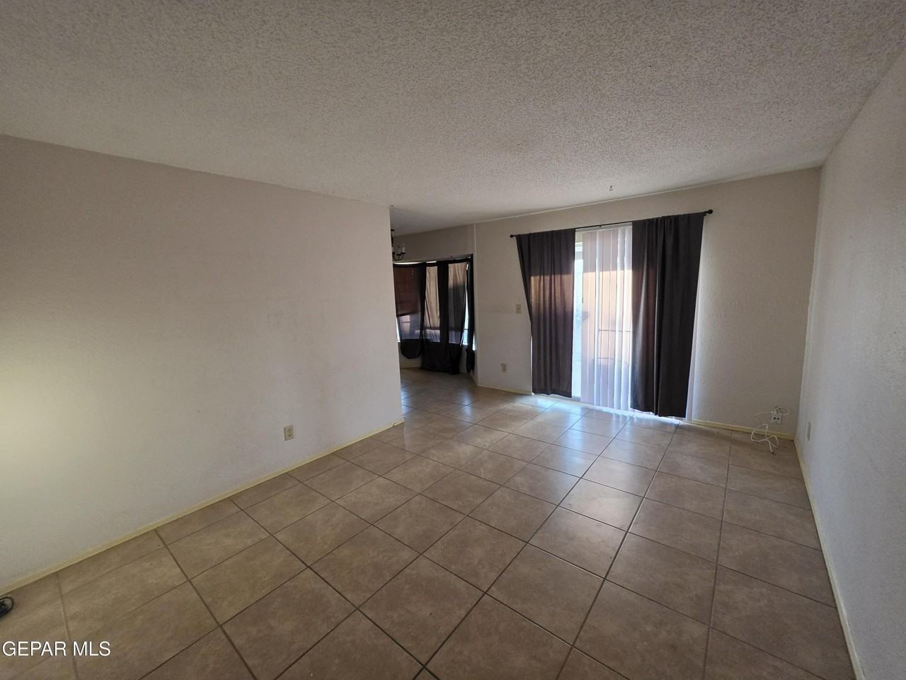 217 Palmary Dr - Photo 4 of 13