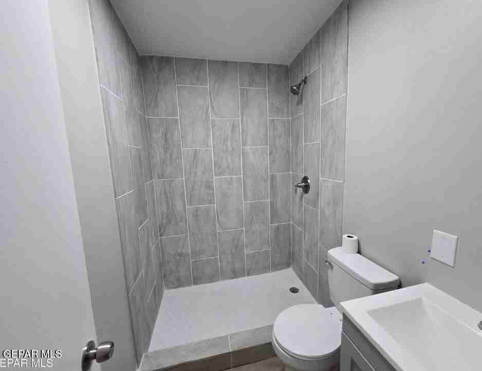 3909 Sunrise Ave #2 - Photo 4 of 7
