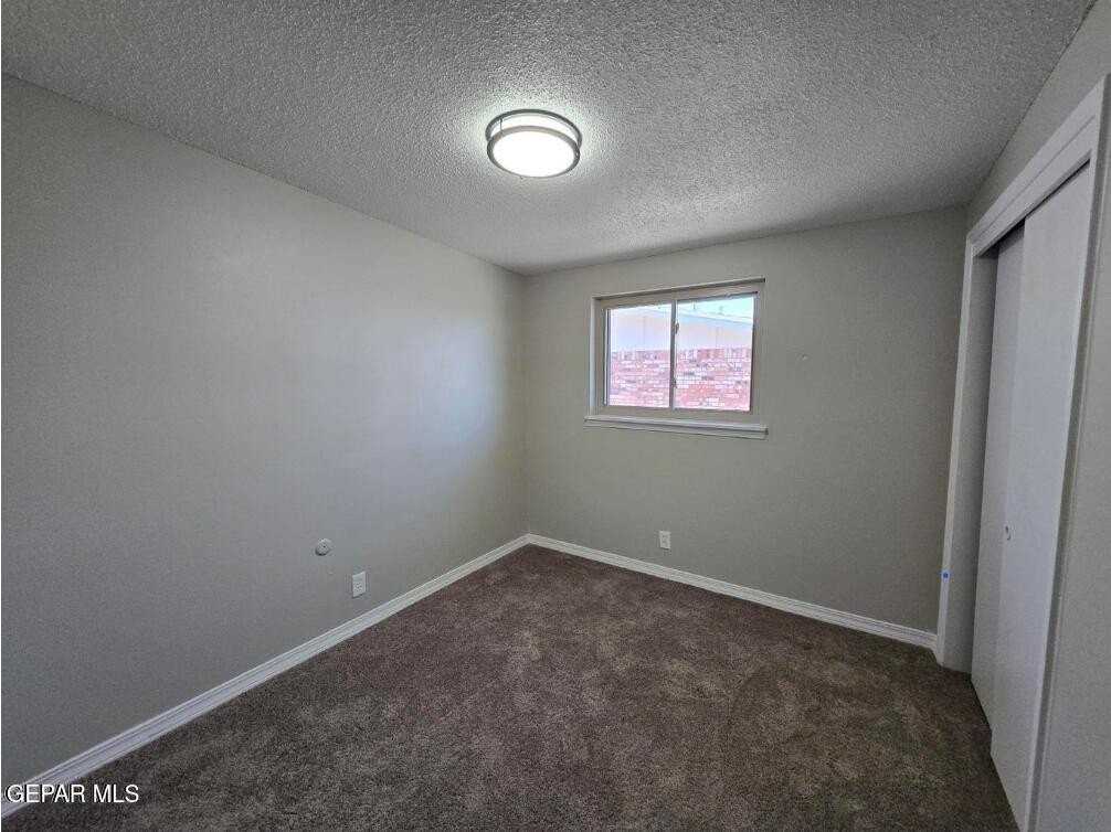 3909 Sunrise Ave #2 - Photo 6 of 7