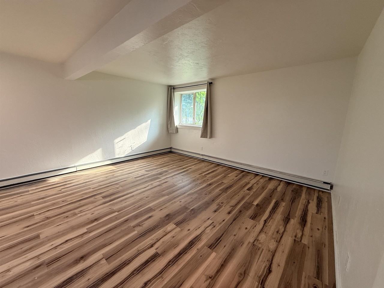2618 Turner St - Photo 7 of 19