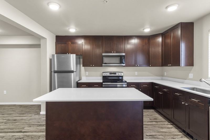 2345 Allenmore Brownstonesstate Street - Photo 7 of 24
