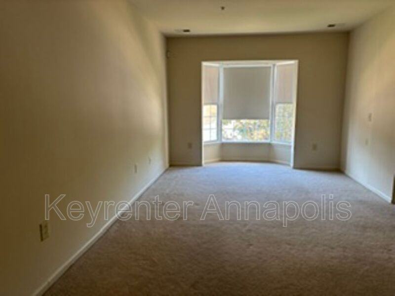 1104 Wickford Ct - Photo 2 of 20