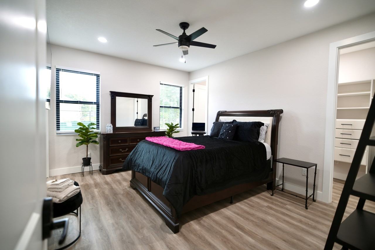 550 Battle Ave #550