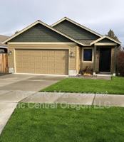 featured image of 3218 Ne Spring Creek Pl