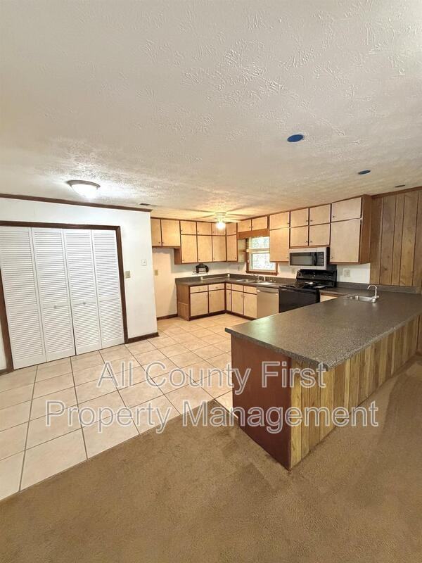 170 Port Antonio Ct - Photo 5 of 17