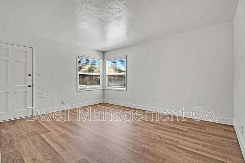4913 Guava Ave #A - Photo 2 of 15