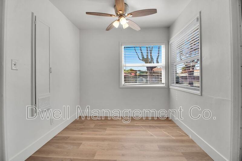 4913 Guava Ave #A - Photo 4 of 15