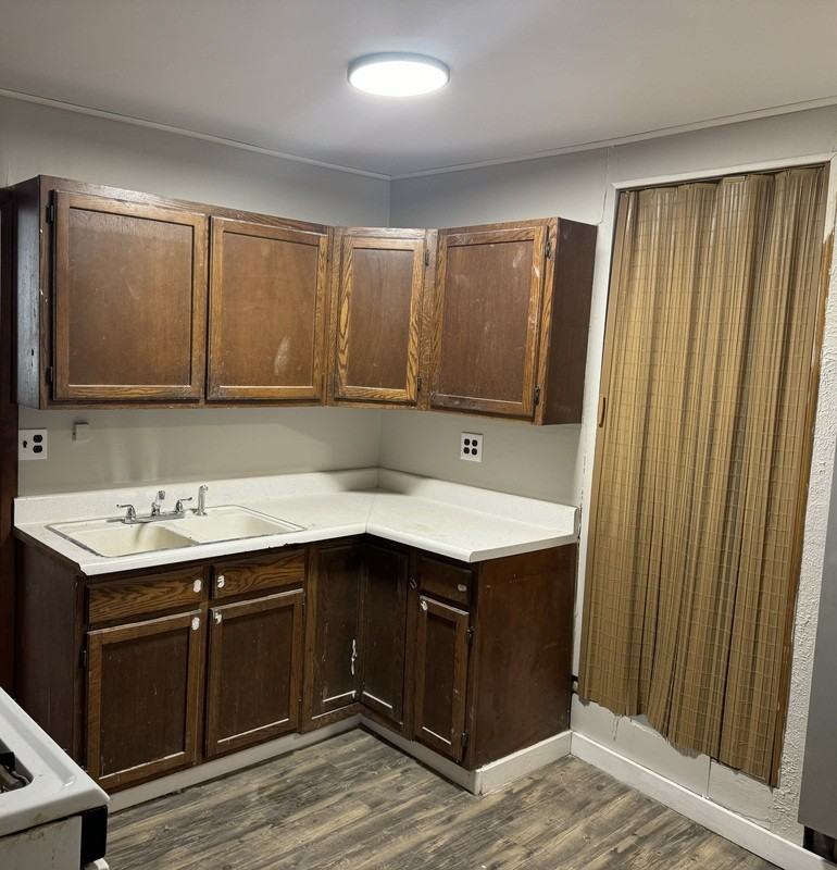 6 E Church St - Photo 5 of 10