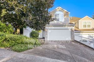 featured image of 15870 Sw Peachtree Dr